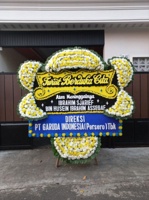 Papan Bunga Duka di Karame